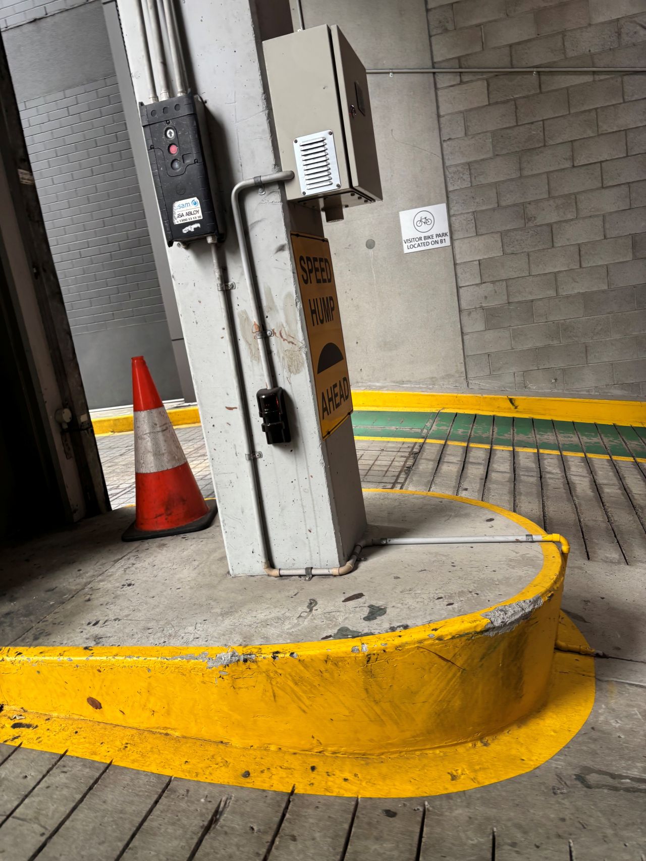 PR-11B mounted to a concrete pillar